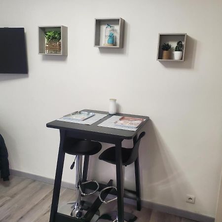 Ferienwohnung Joli Petit Studio Au Centre De Carry Le Rouet Exterior foto