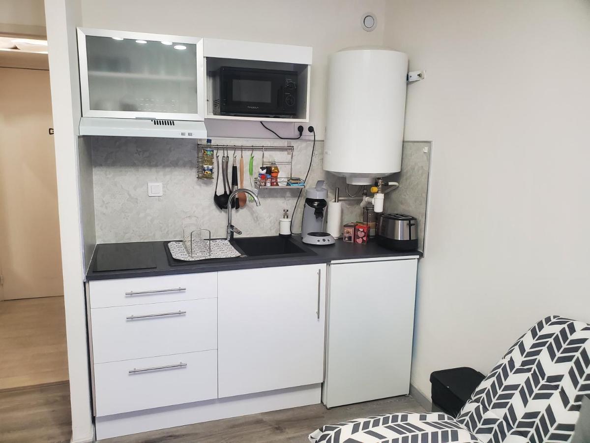 Ferienwohnung Joli Petit Studio Au Centre De Carry Le Rouet Exterior foto